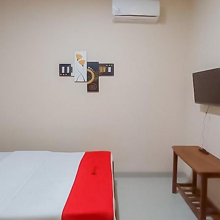 Hotel Reddoorz Syariah Near Tugu Lampu Gentur Cianjur Exterior foto