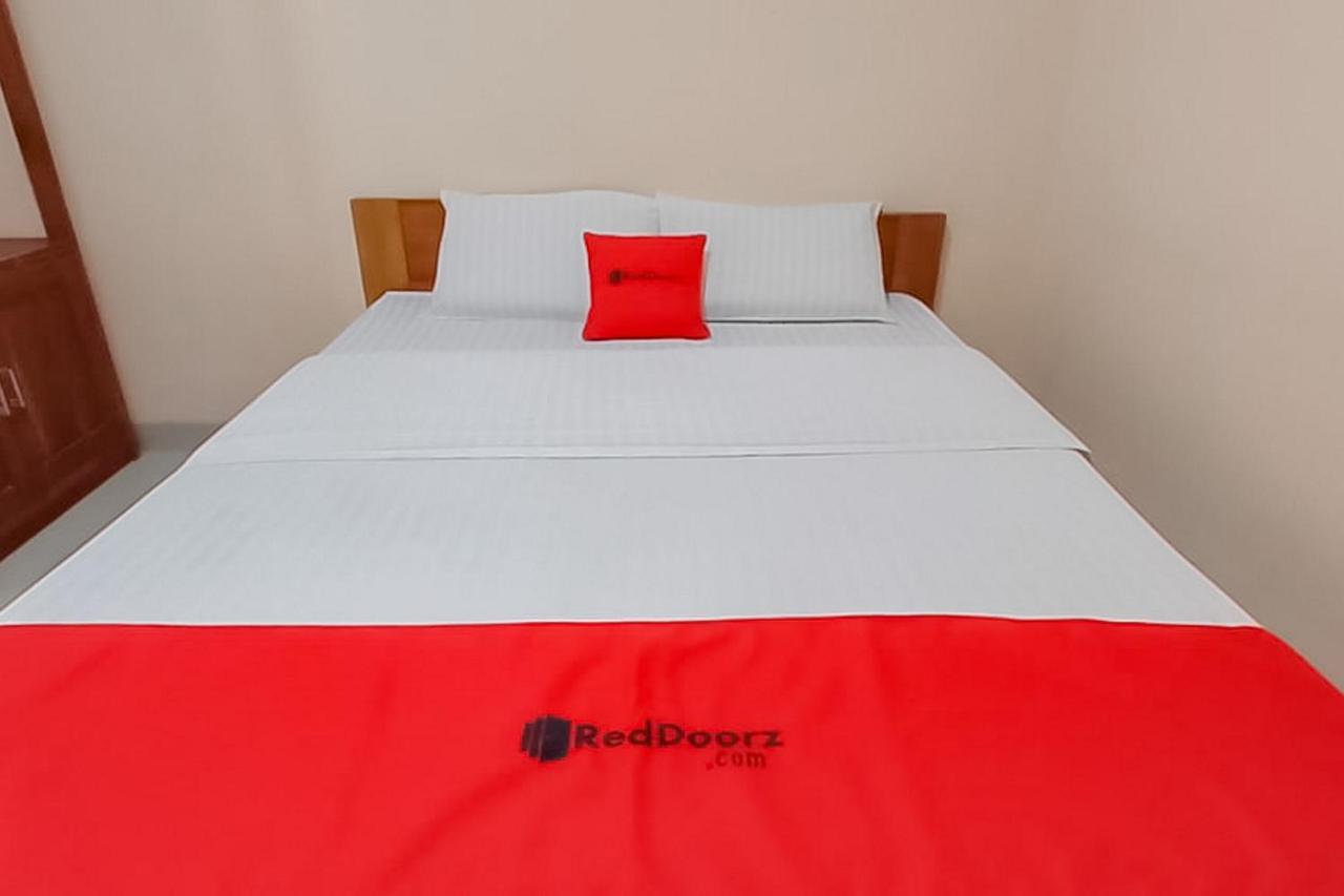 Hotel Reddoorz Syariah Near Tugu Lampu Gentur Cianjur Exterior foto